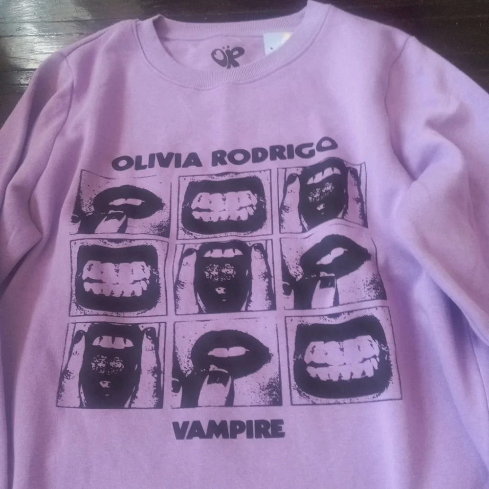 Oliva Rodrigo new without